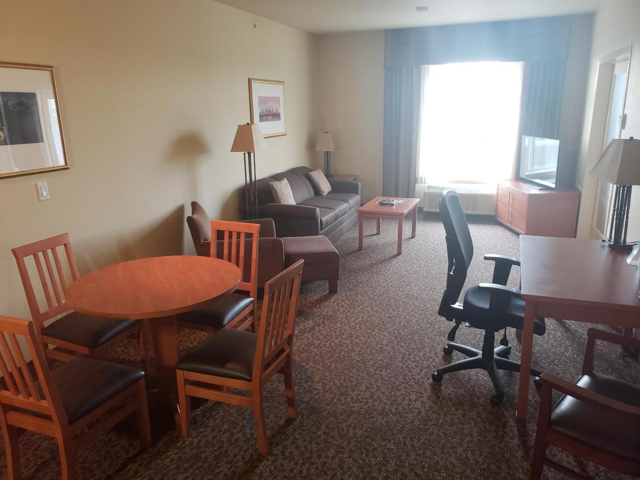 מלון Wingate By Wyndham - Edmonton West מראה חיצוני תמונה